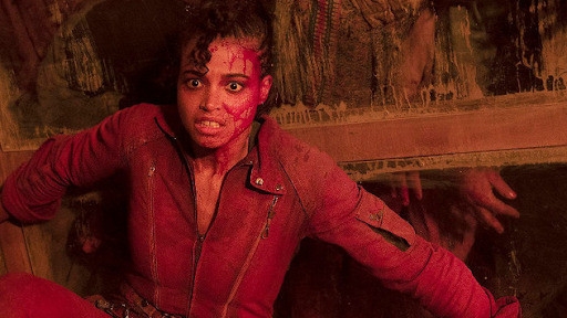 ¿quiénes son los personajes de la serie Resident Evil Netflix?