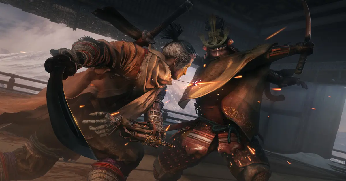 Sekiro Wolf frente a su rival en el tejado del castillo Ashina