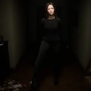 IN THE FACADE WE TRUST - Chica