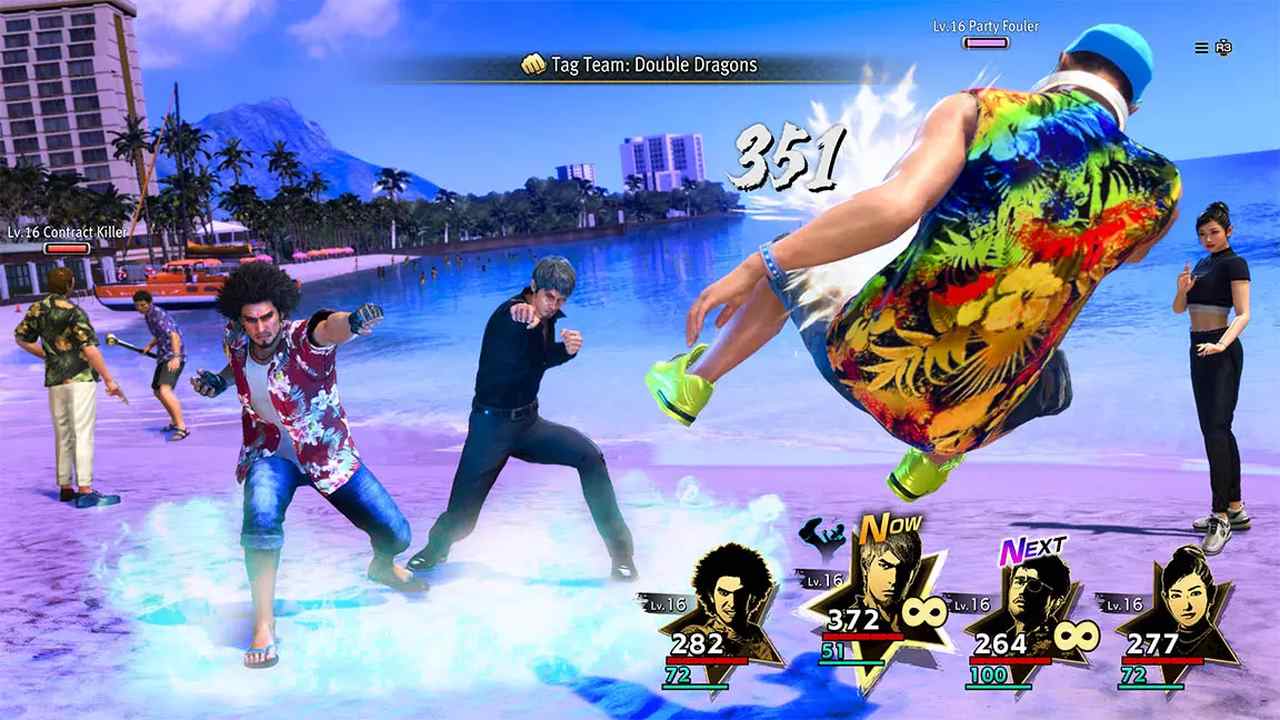 Like a Dragon: Infinite Wealth luchando contra Kasuga, Kiryu, Tomizawa y Fujinomiya