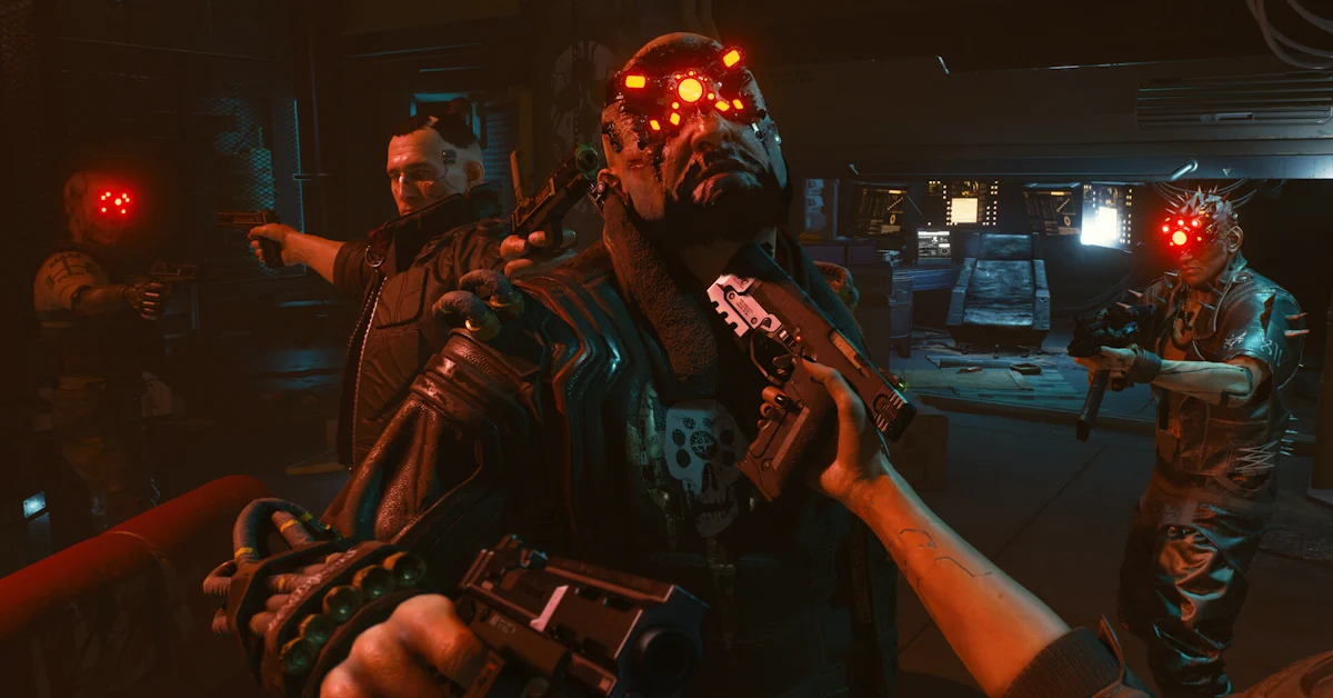 Vista de juego en primera persona de Cyberpunk 2077 apuntando con un arma en Night City