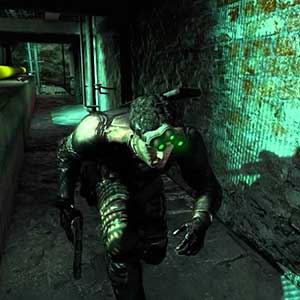 Pasaje secreto en la base enemiga